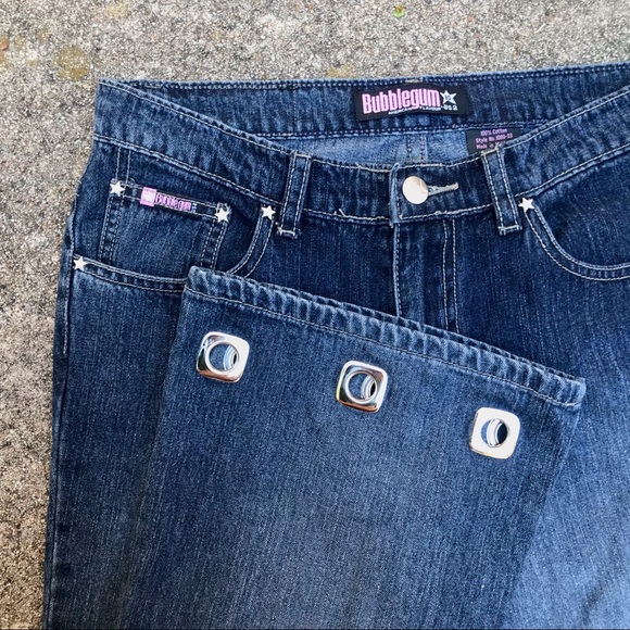 y2k bubblegum jeans 💗 boot cut, low rise, and groovy gromlet detail! - Picture 2 of 3